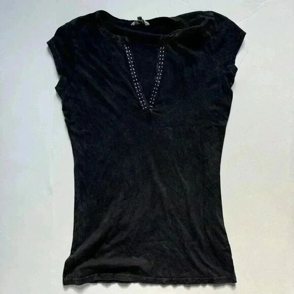 Boston Proper Distressed Black Fleur De Lis T-Shirt Size Small NWOT - Picture 1 of 8